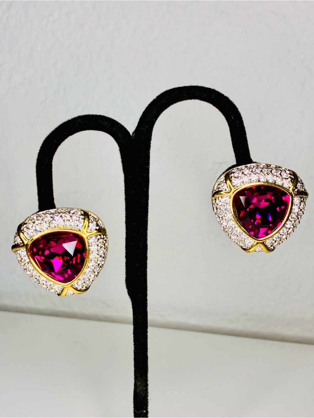 RARE Swarovski Gold-Tone Fuchsia Crystal HUGE HEAVY AND PRISTINE Clip Earrings